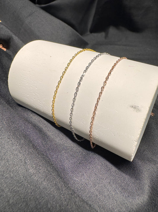 Fine Thick Oval Bracelet In Rose Gold