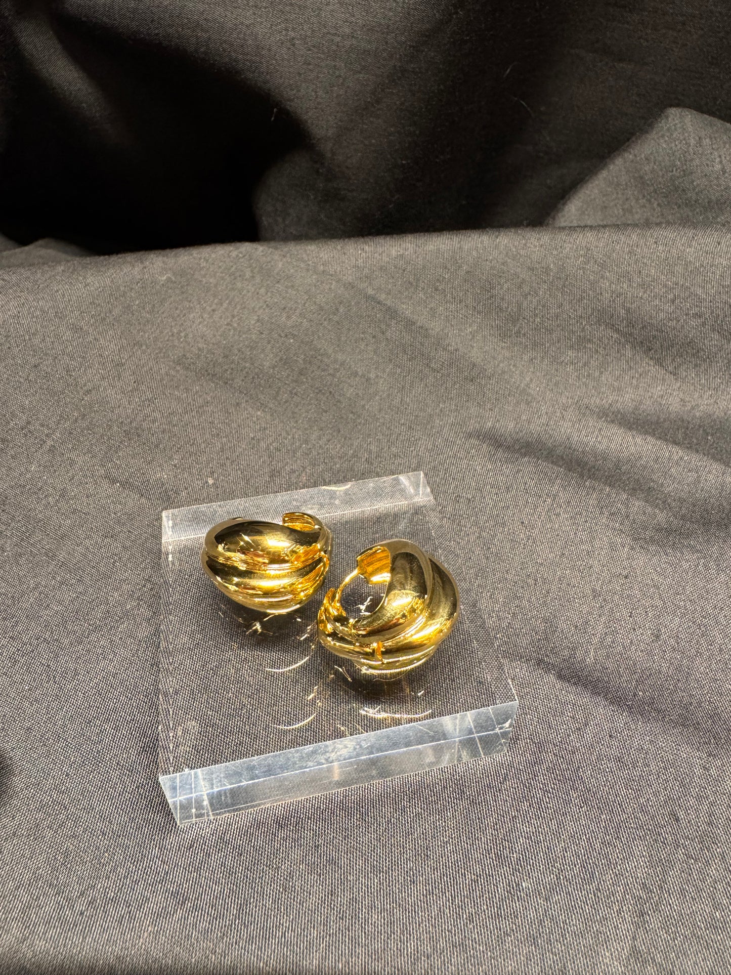 Carriage Earring in Silver