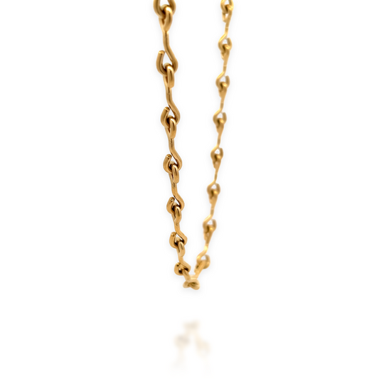 Tess Necklace in Gold