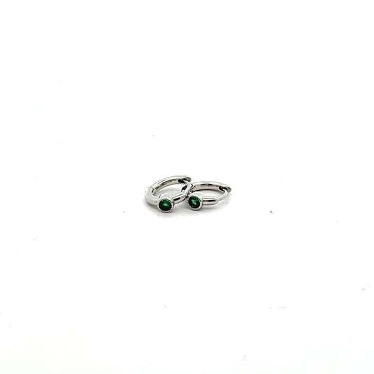 Soli Emerald Huggies Earrings In Sliver