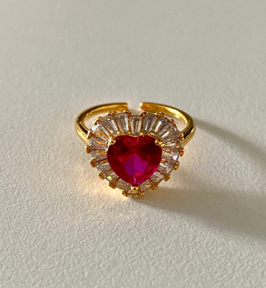Heart Ruby Glam Ring In Gold