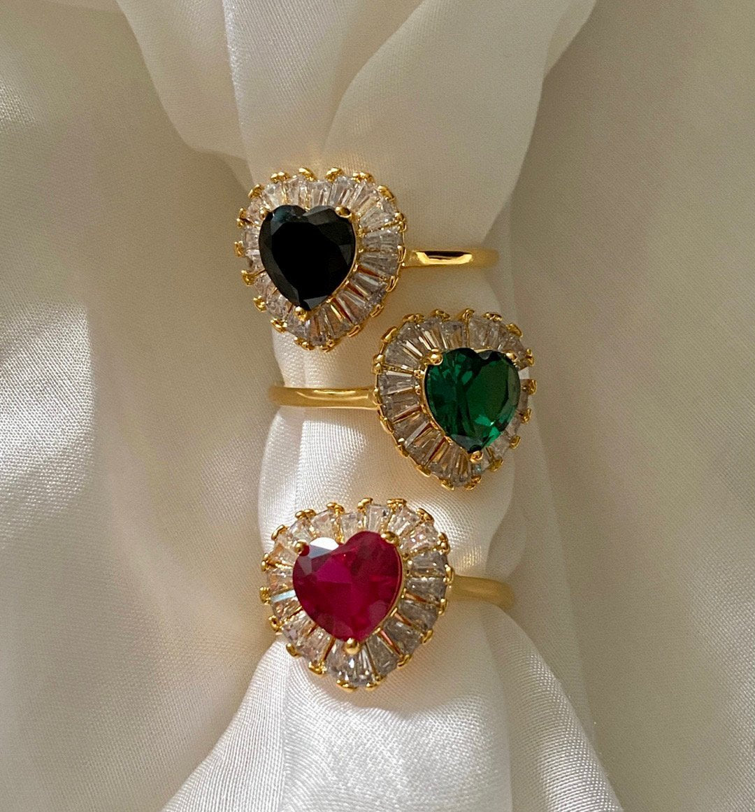 Heart Emerald Glam Ring In Sliver