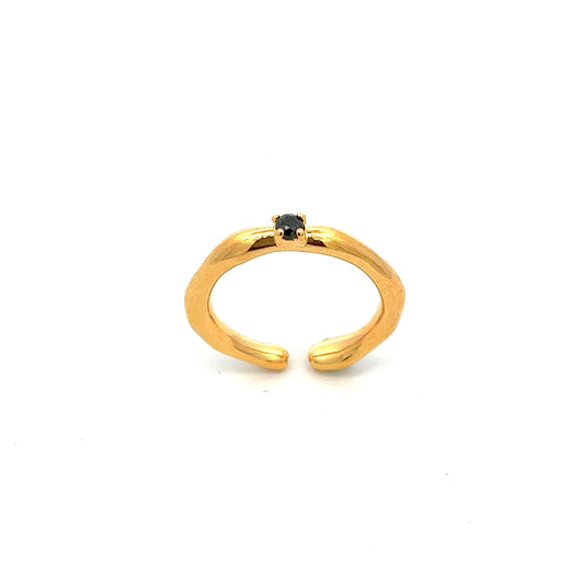 Dea Onyx Ring in Gold