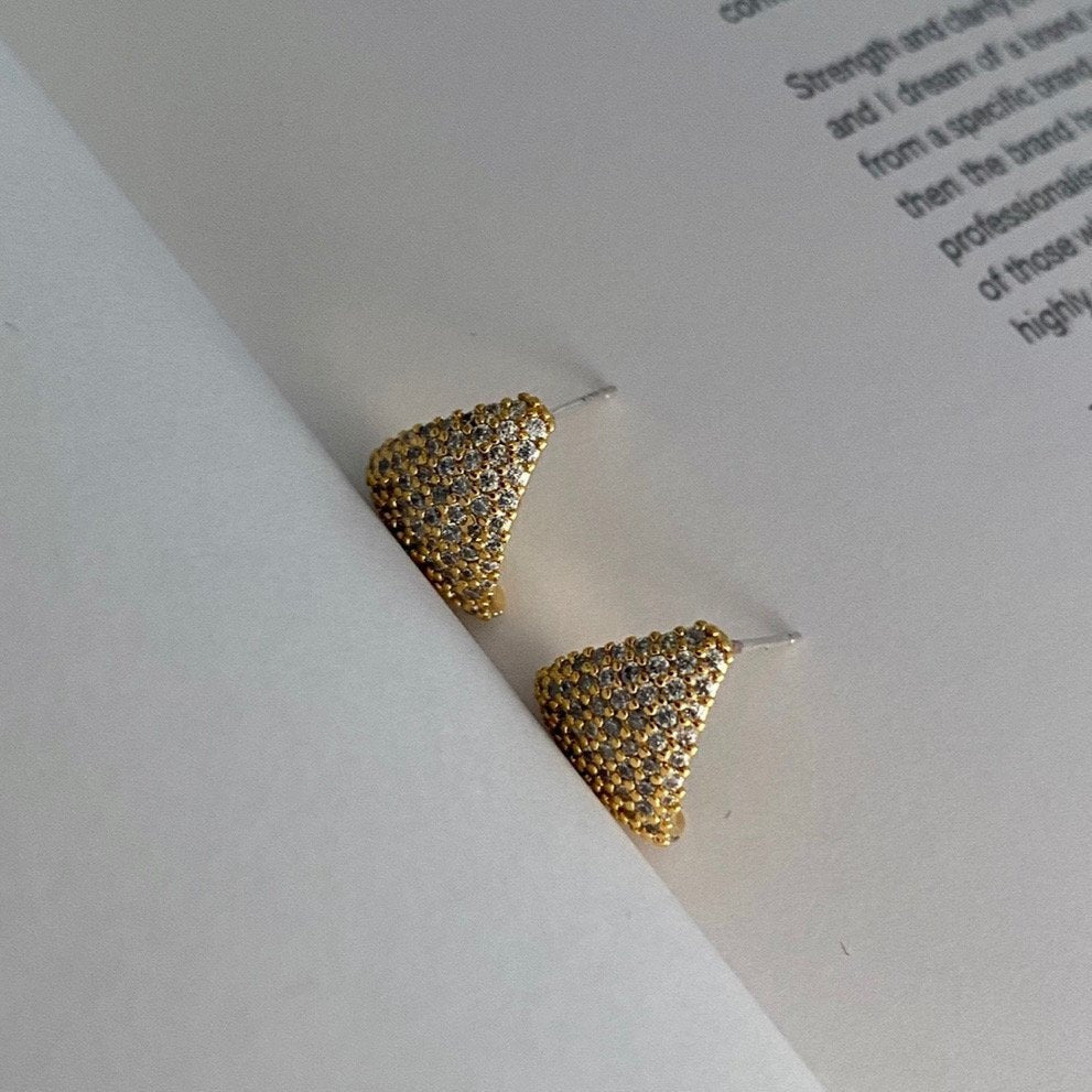 Claire Earrings in Gold