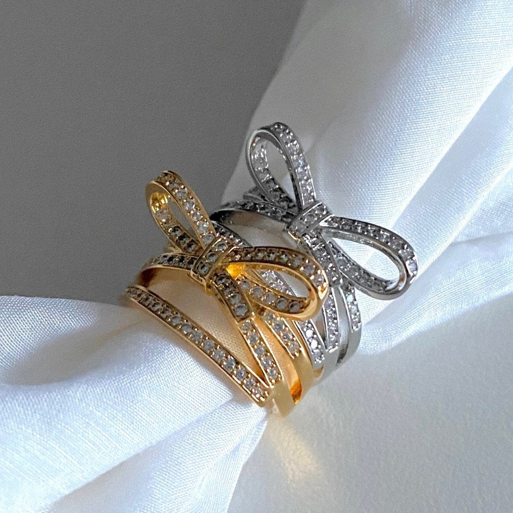 Laurel Diamante Ring in Gold