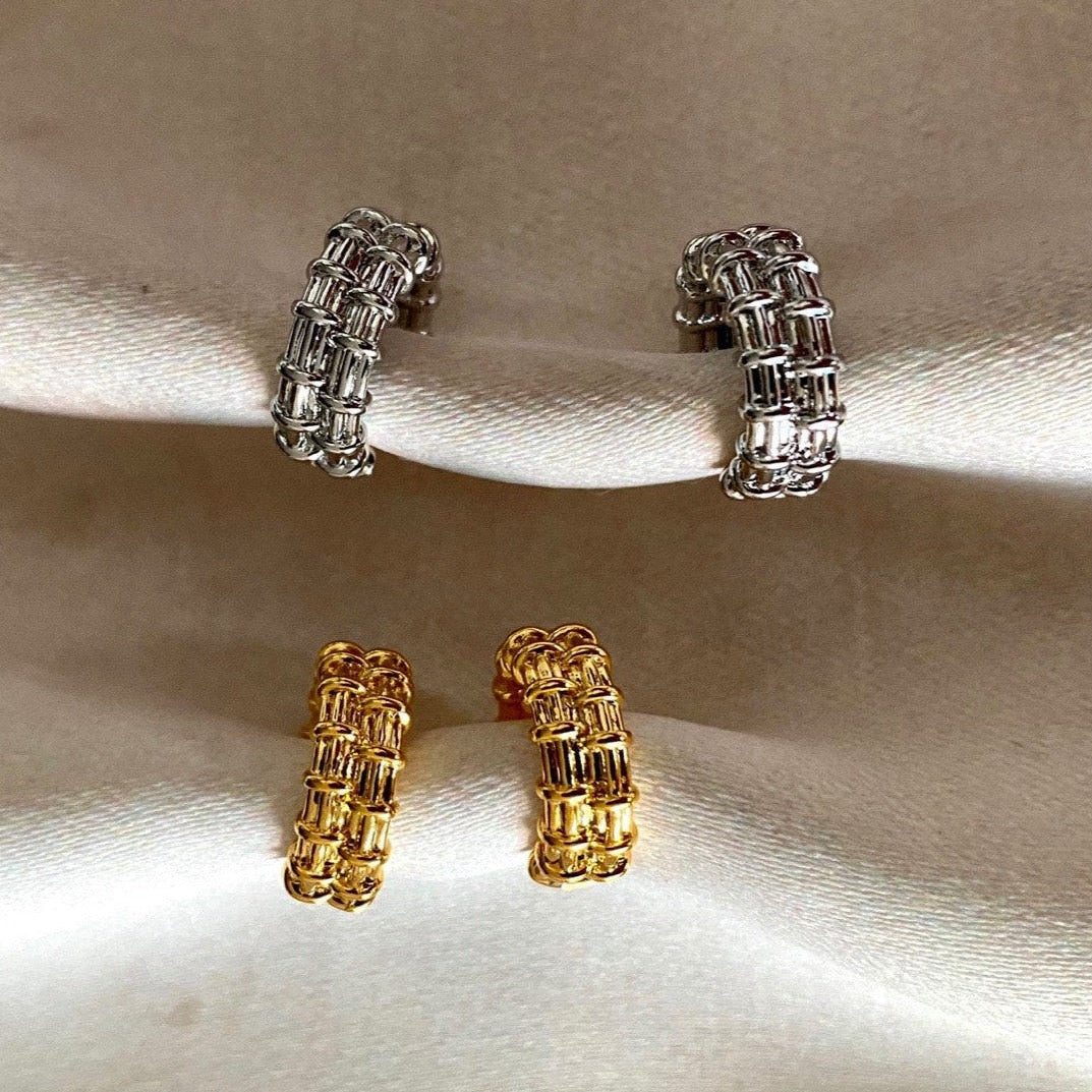 Electro Earrings in Gold