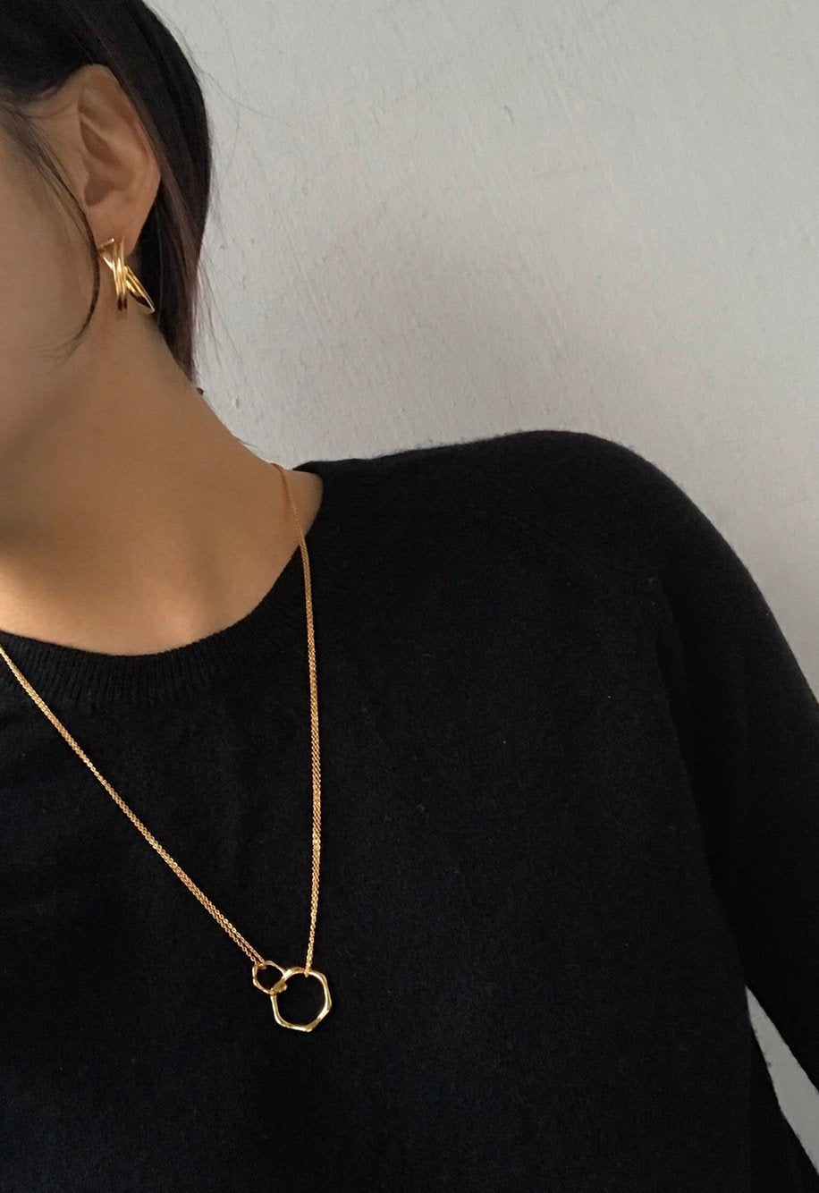 Blanc Necklace in Gold