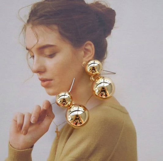 Hudson Earrings in Gold