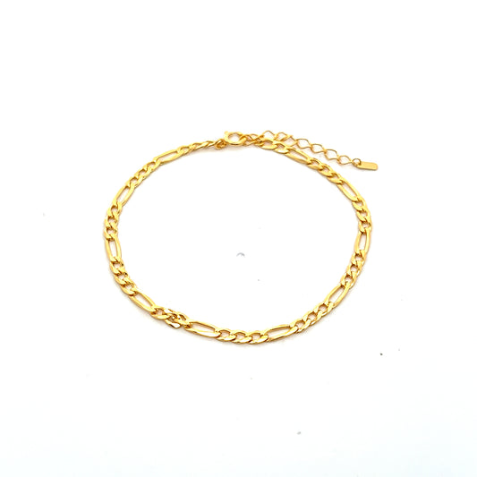 Cuban Link Bracelet In Gold