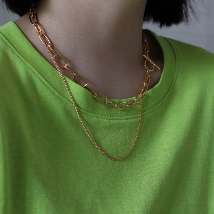 Barry Chaine Necklace in Gold