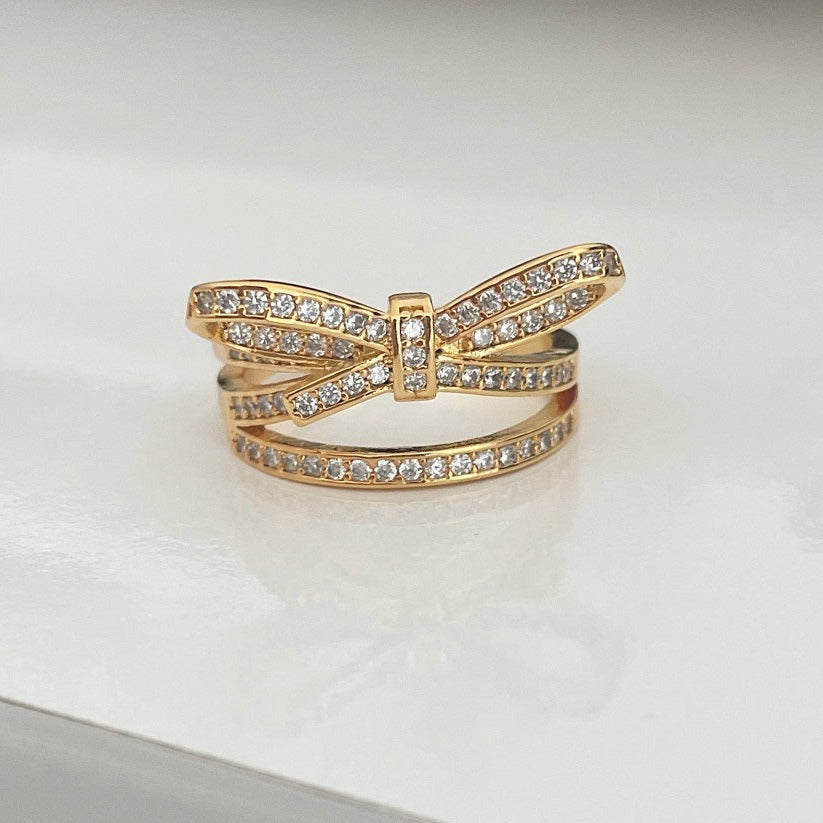 Laurel Diamante Ring in Gold