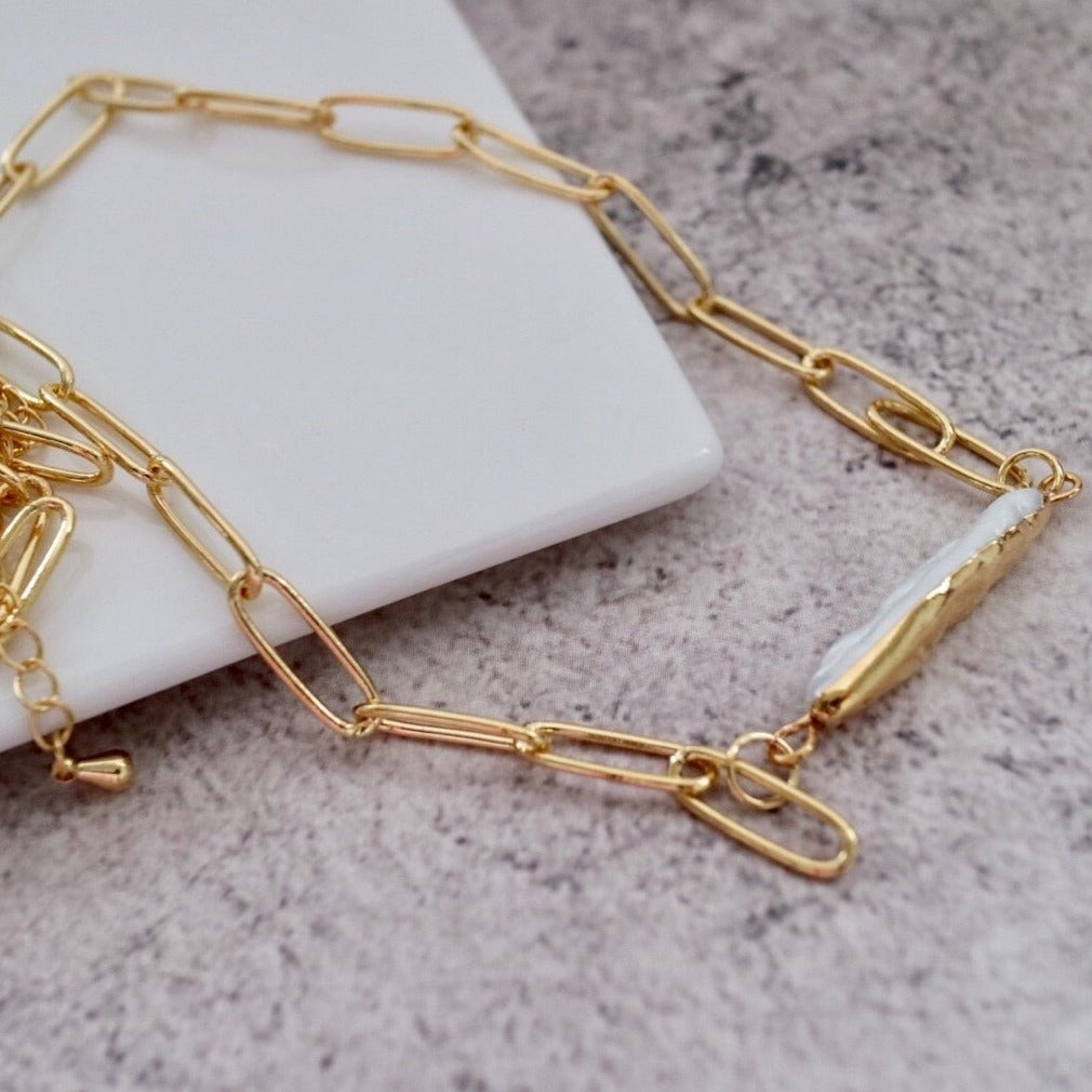 Emma Necklace in Gold