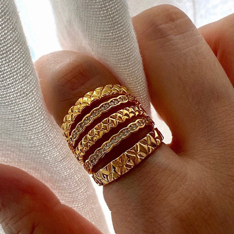Crush Stack Ring in Gold