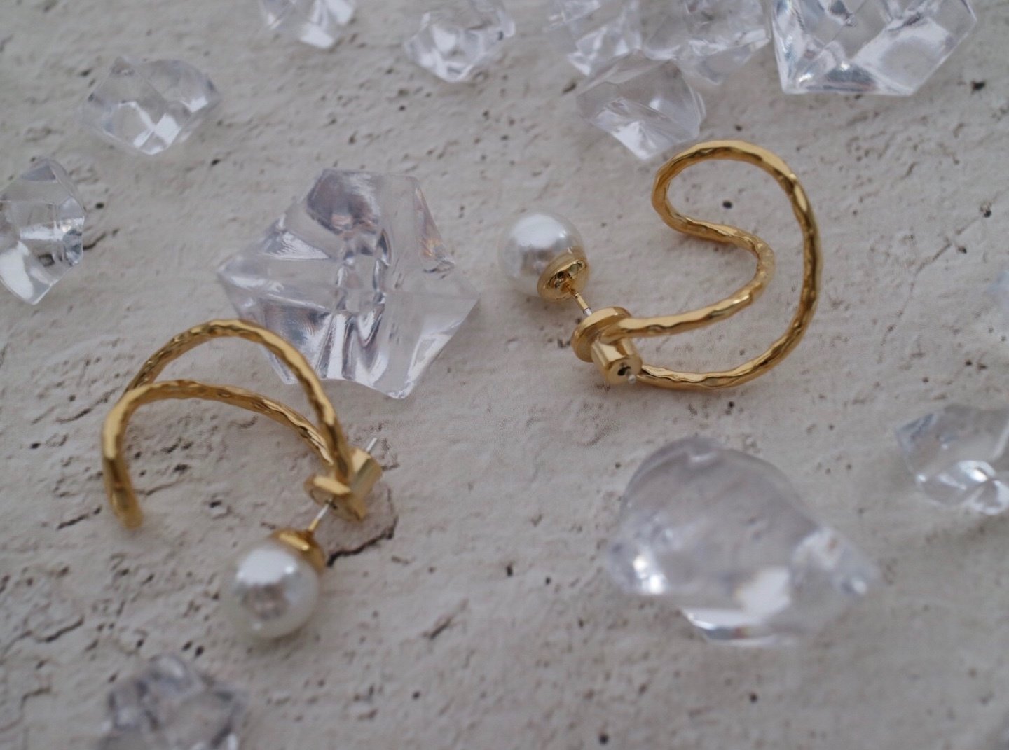 Voyage Pearl Earrings in Gold