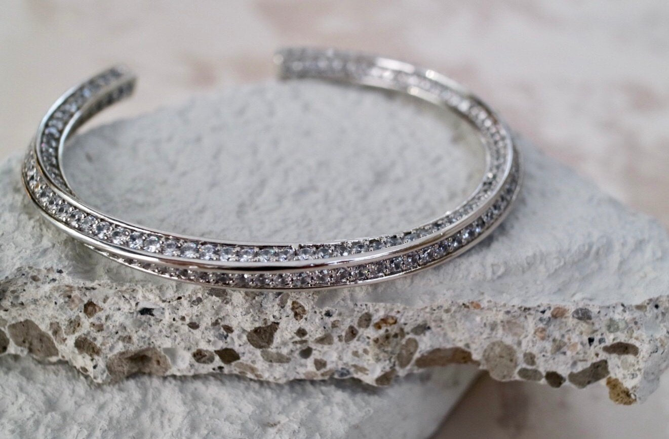 Diamante Twirl Bangle in Silver