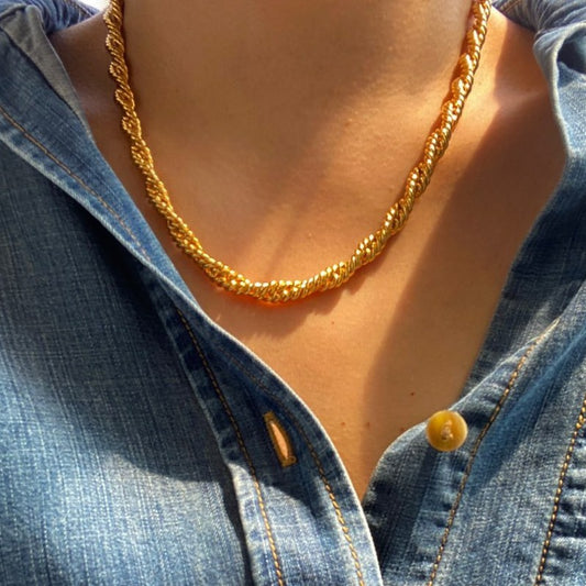 Kash Necklace in Gold