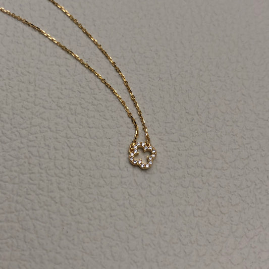 Clover Necklace Mini in Gold