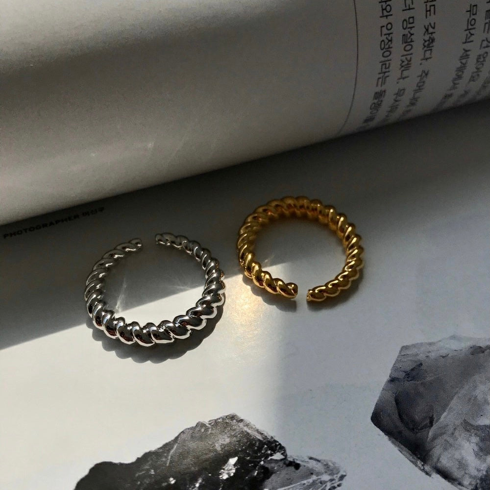 Emily Uno Ring in Gold