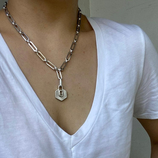 Atlas Necklace in Silver