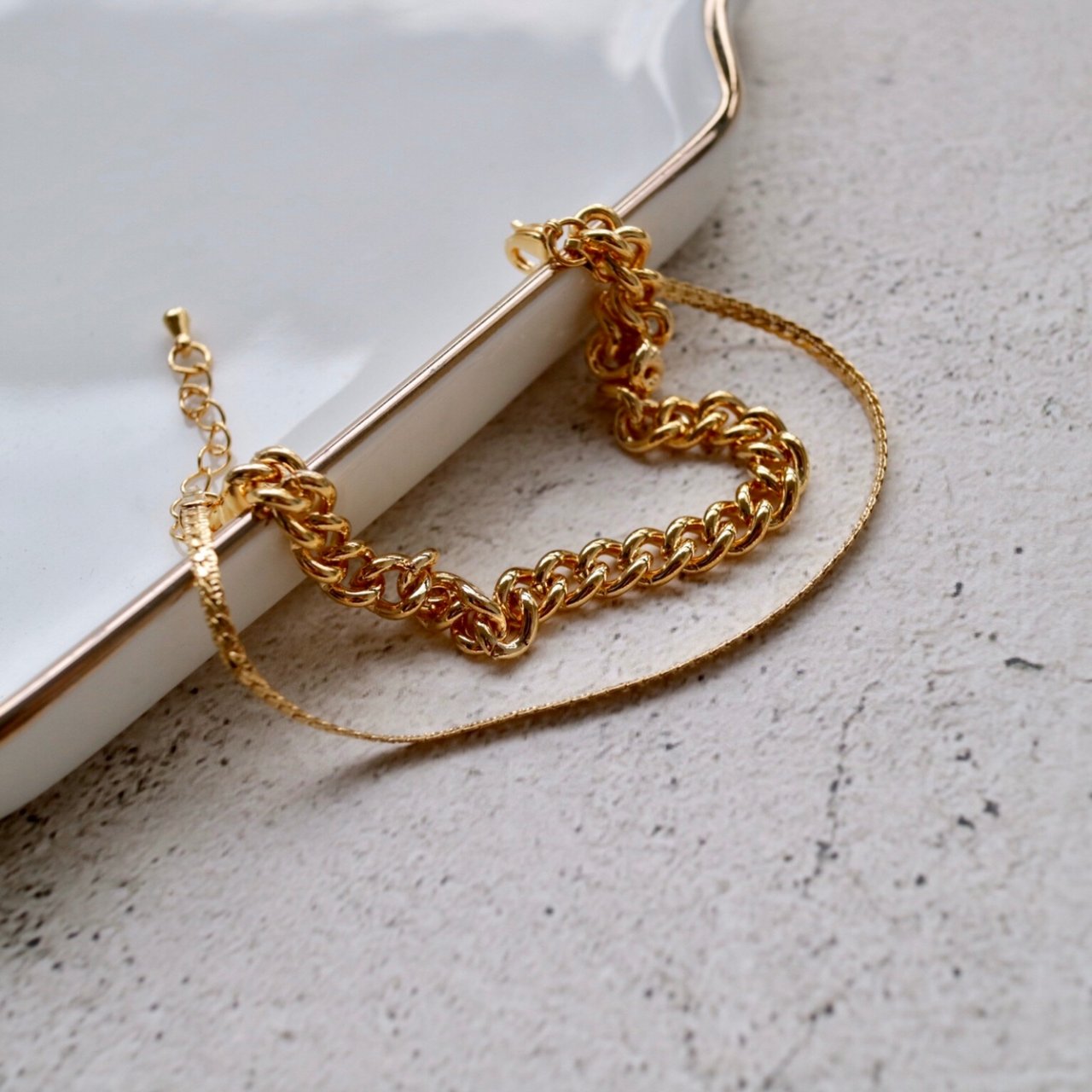 Cara Bracelet in Gold