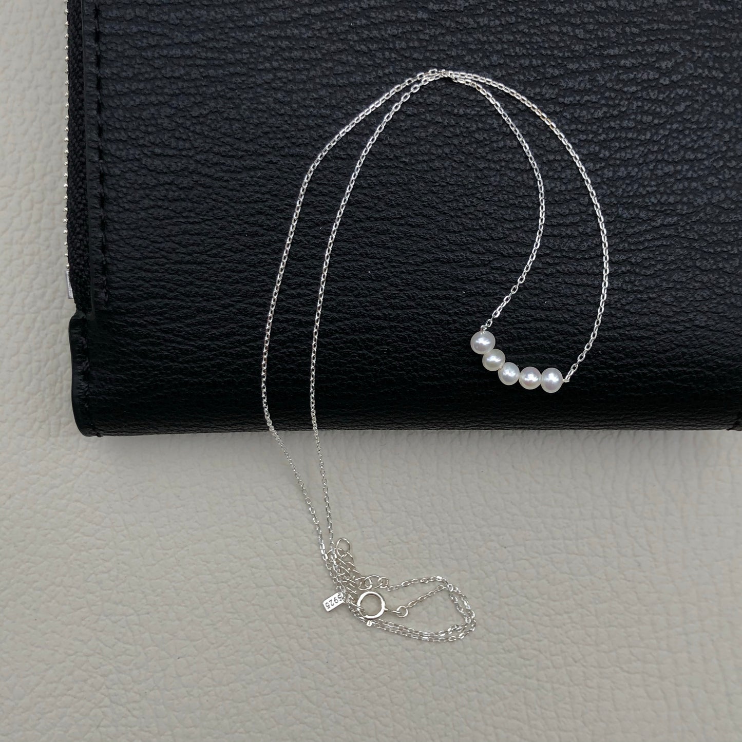 Tricia Pearl Necklace in Silver