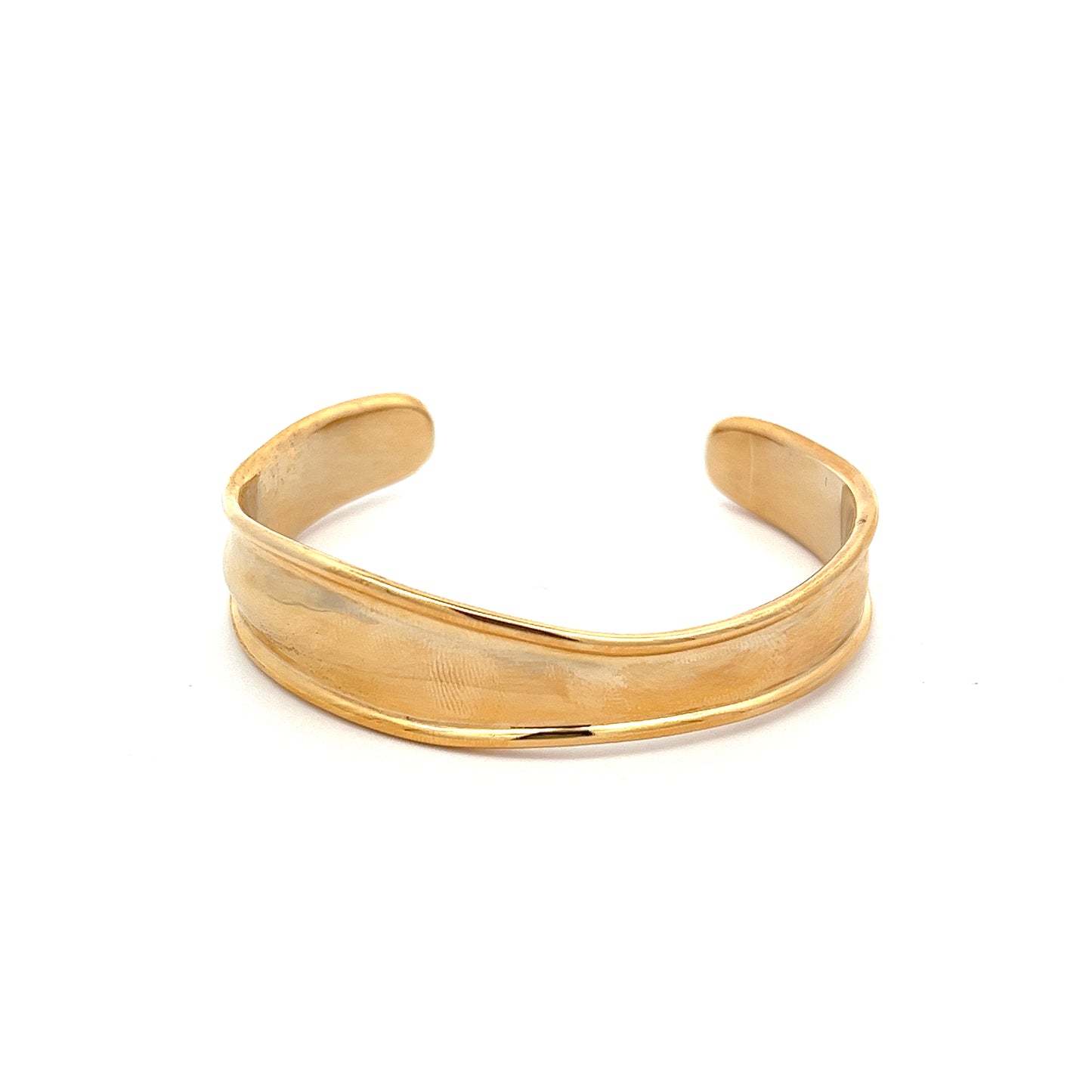 Zee Thin Bangle in Gold