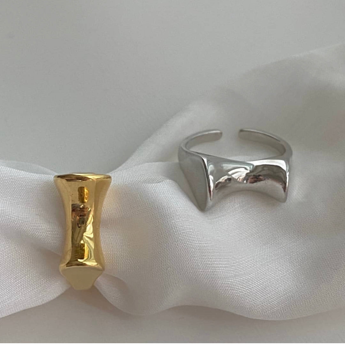 Sia Ring in Gold