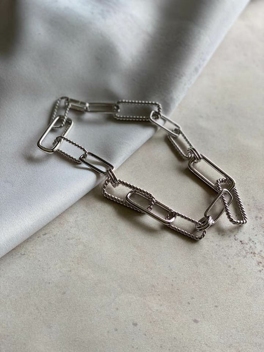 Charlotte Grande Necklace in Silver