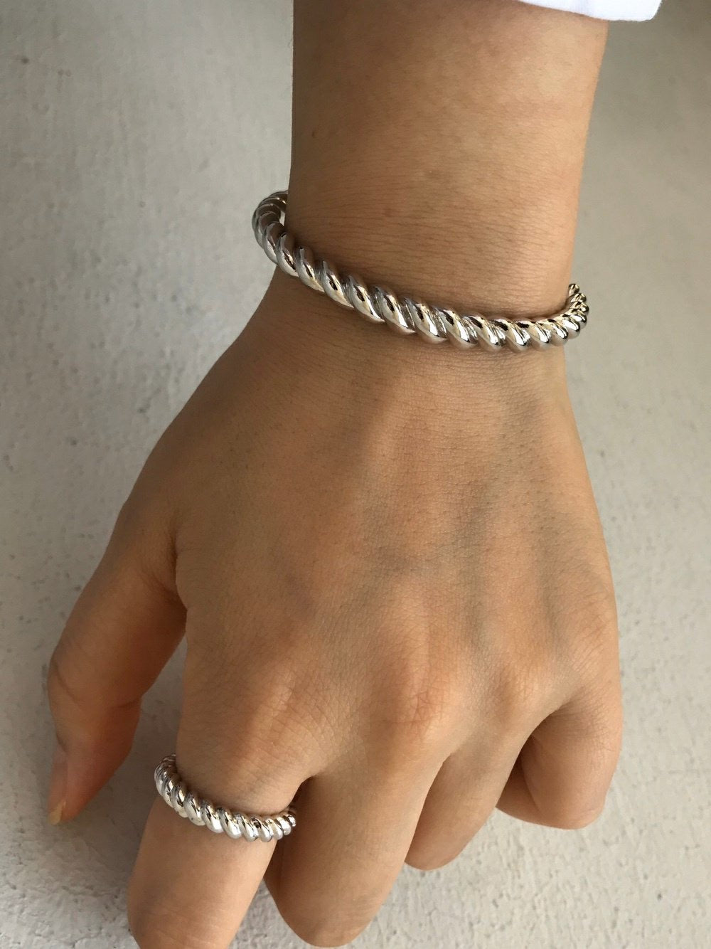 Emily Bangle in Silver
