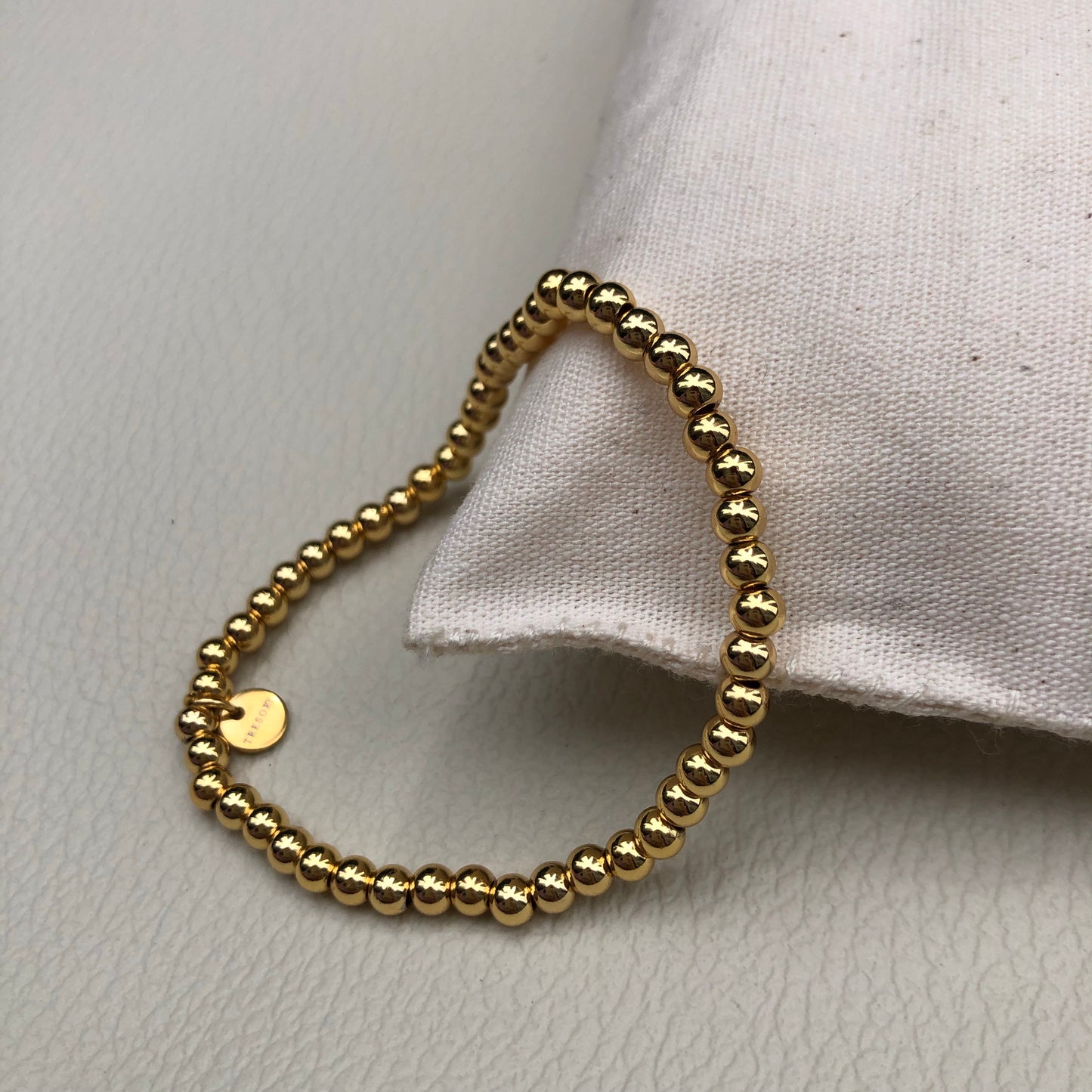 Julie Bracelet in Gold